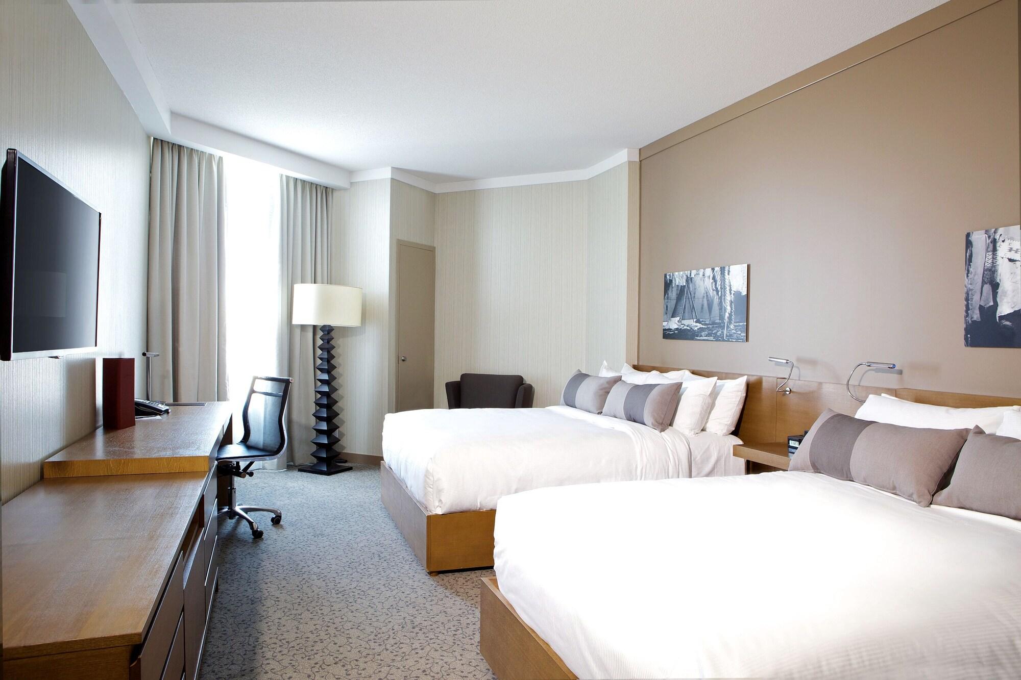 Grey Eagle Resort Калгари Экстерьер фото